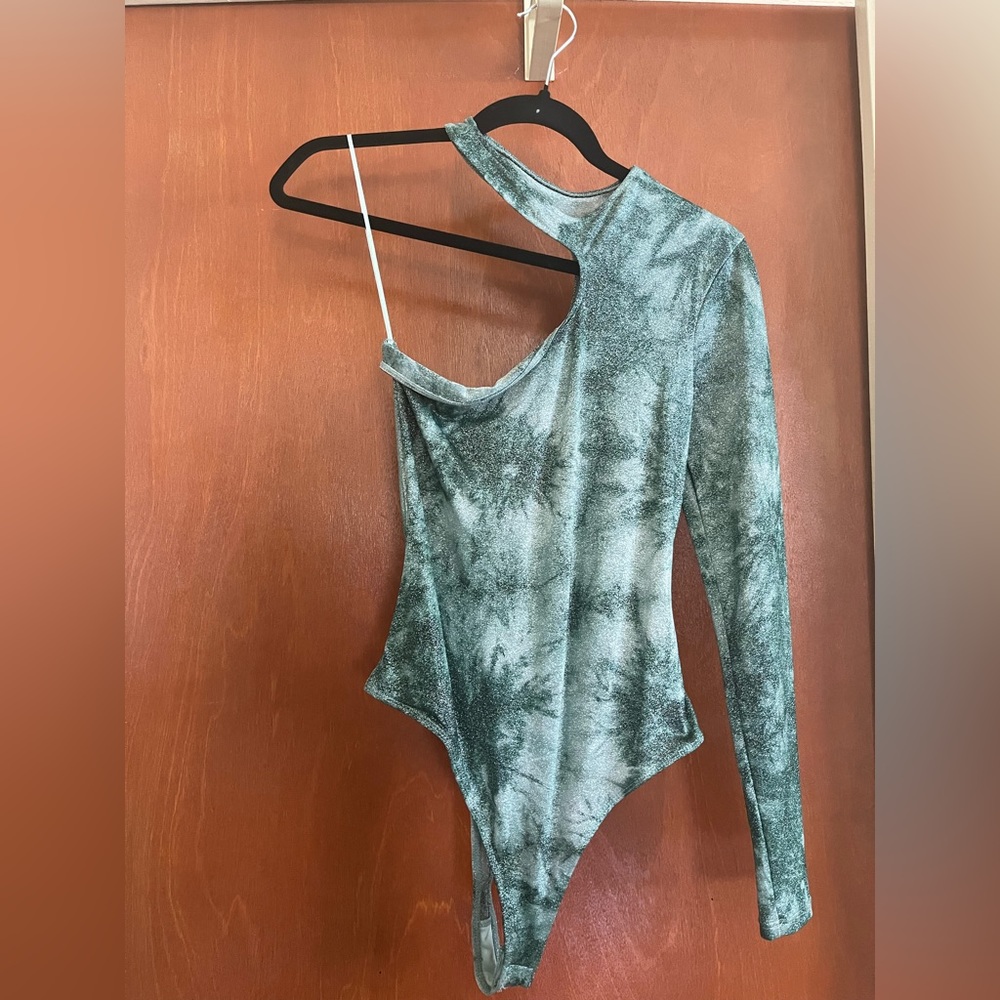 Guess Bodysuit